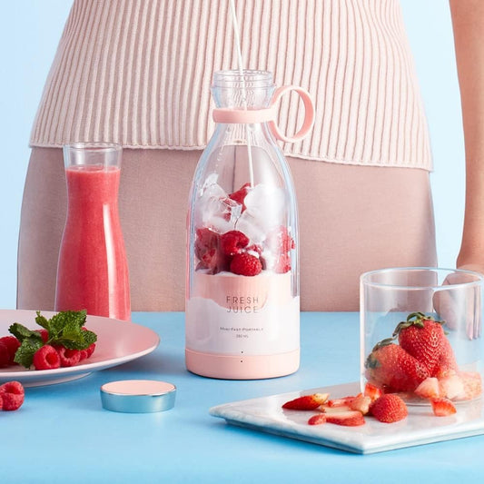 Fresh Juice Portable Blender for Smoothies, Personal Blender, Portable Wireless Rechargeable USB Sports Camping Fitness (Pink)